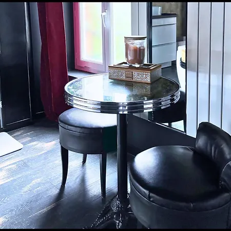 Intime - Sauna Infrarouge - Hmm Oh Oui Апартаменты